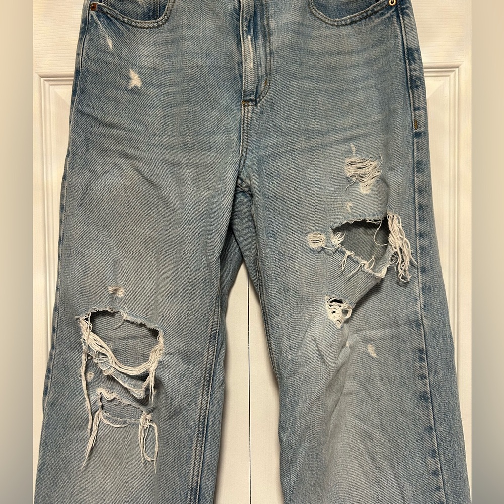 Dynamite Distressed Wide Leg Jeans in Light Blue Denim Women’s Size 26 - Picture 3 of 4
